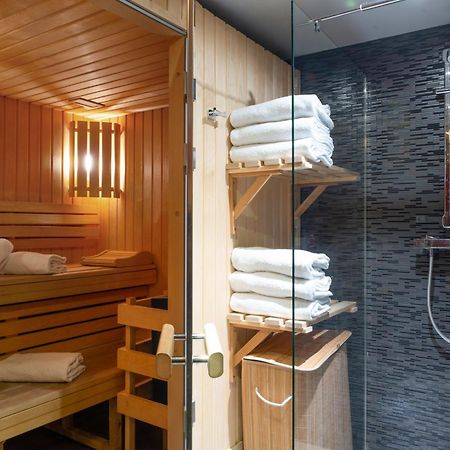 Helussi Hotel Париж Екстериор снимка