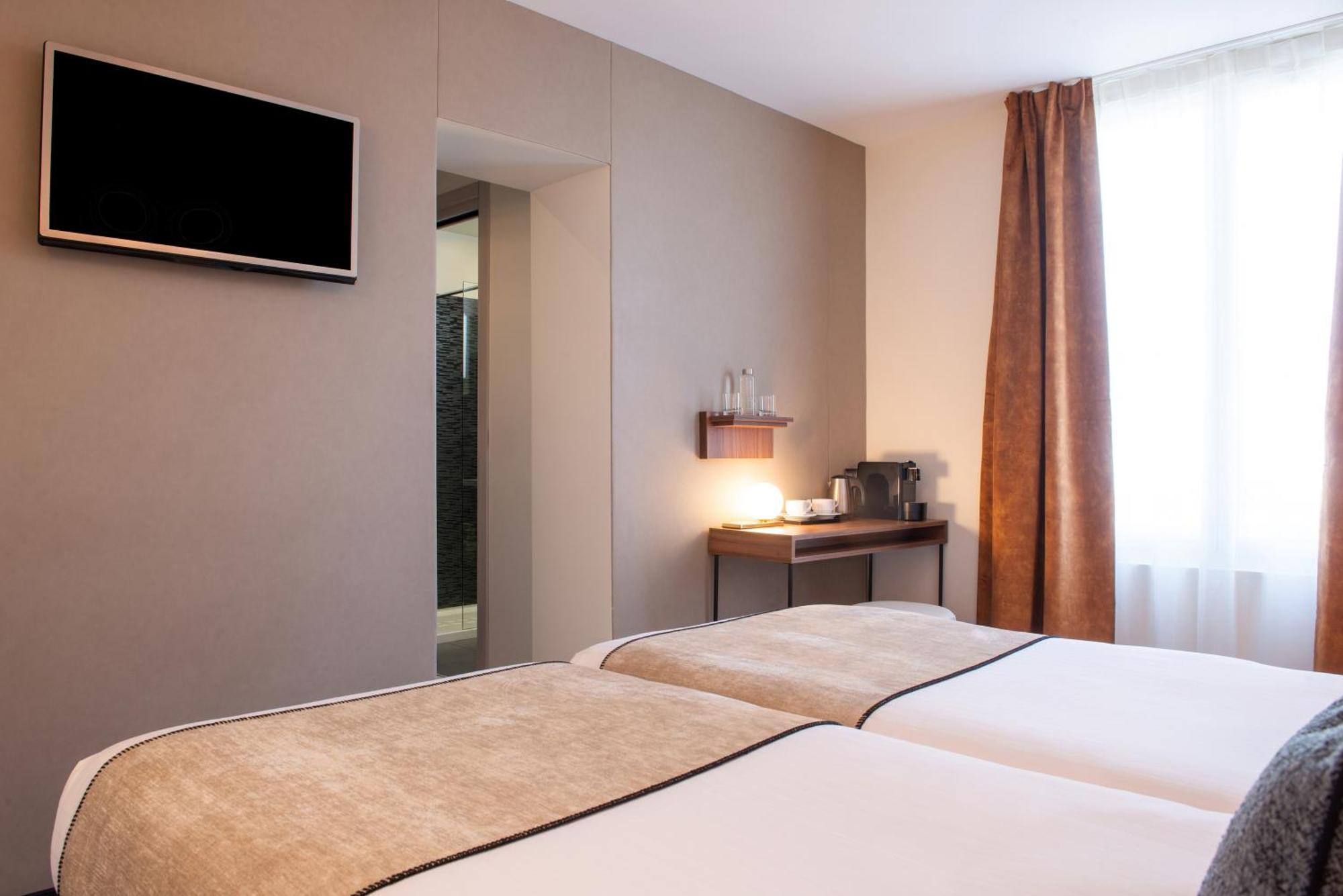 Helussi Hotel Париж Екстериор снимка