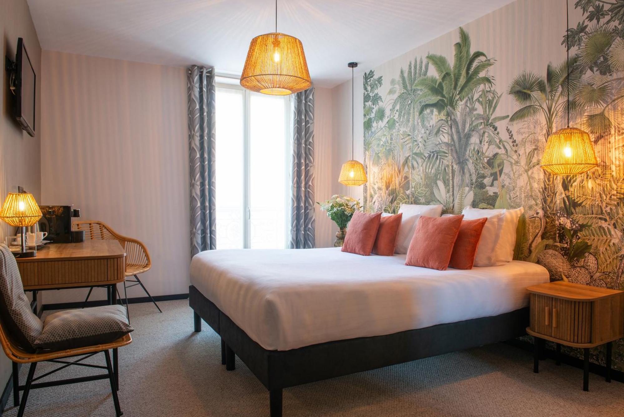 Helussi Hotel Париж Екстериор снимка