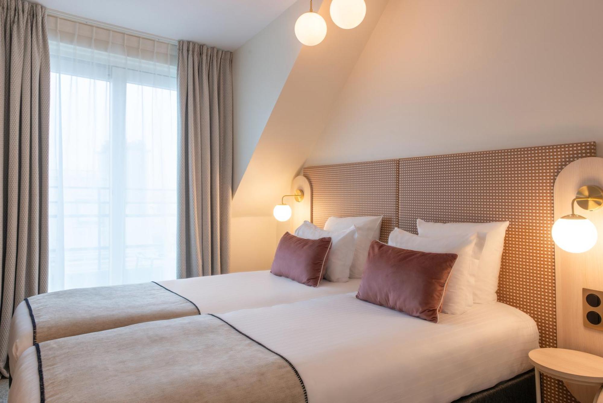 Helussi Hotel Париж Екстериор снимка