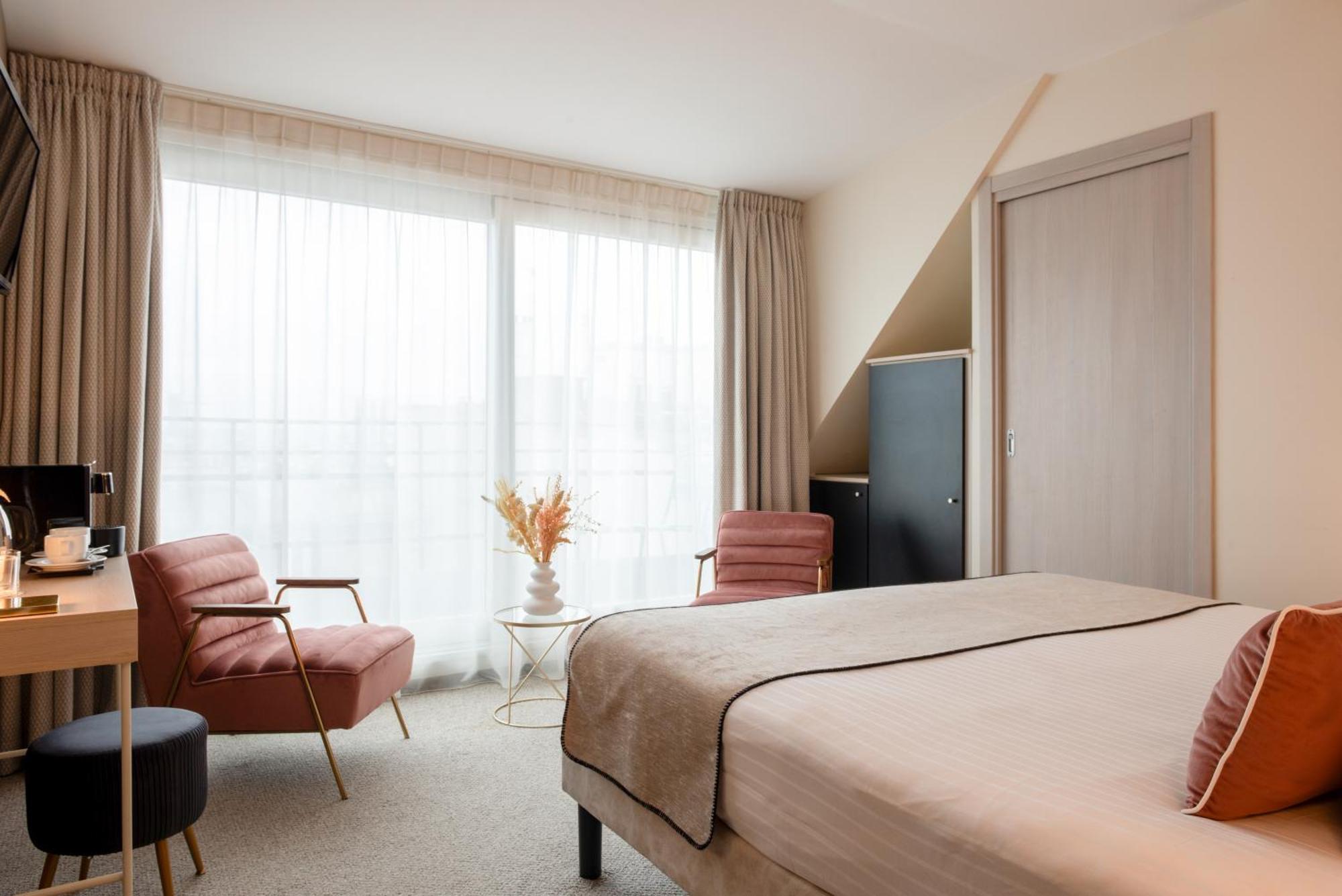 Helussi Hotel Париж Екстериор снимка