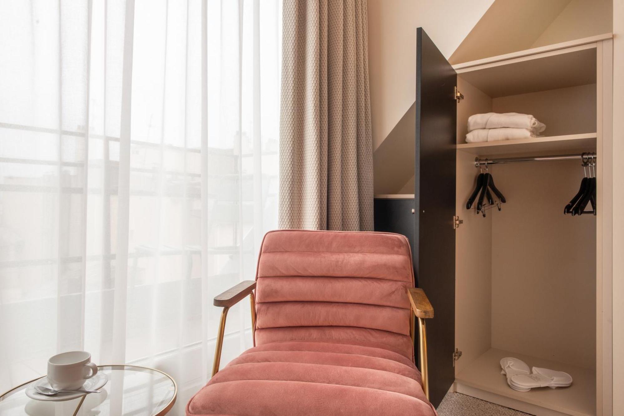 Helussi Hotel Париж Екстериор снимка
